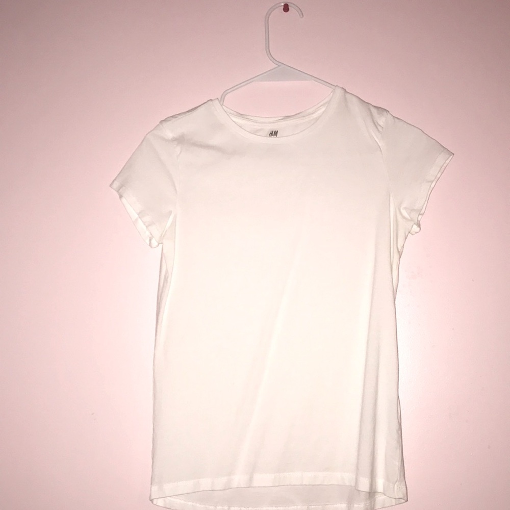White short sleeve shirt! Girls size 12/14